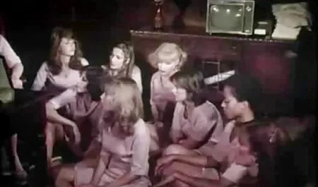 Małe słodkie nastolatki słodkie darmowe filmy pormo słodkie Azjatyckie bursztyn często męczy