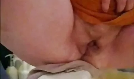 Młoda kobieta, jazda na zabawkę ostre filmy xxx