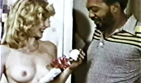 -Mała dziewczynka 0 grób darmowe filmy p orno Anita Bellini