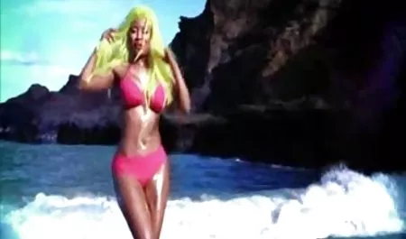 Sasha filmiki xxx za darmo kocham seks w miejscach publicznych